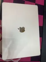 Máy tính Macbook Air 15 M3 2024 8CPU/10GPU/16GB/256GB Vàng MC9F4SA/A