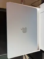 Máy tính Macbook Air 13 M4 2025 10CPU/8GPU/16GB/256GB Xanh Da Trời MC6T4SA/A