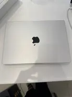 Máy tính MacBook Pro 14 2023 M3 8 CPU/10 GPU/8GB/512GB Bạc MR7J3SA/A
