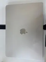 Máy tính xách tay MacBook Air 15 M2 2023 8CPU 10GPU/8GB/256GB Vàng MQKU3SA/A