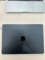 Máy tính Macbook Air M3 13 2024 8CPU 8GPU/8GB/256GB Xanh Đen MRXV3SA/A