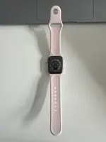 Đồng hồ Apple Watch Series 9 Demo GPS 41mm Viền nhôm Dây cao su cỡ S/M Hồng 3M585PA/A