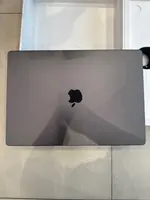 Máy tính MacBook Pro 16 M4 Pro 2024 14CPU/20GPU/24GB/512GB Đen MX2X3SA/A