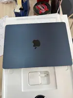 Máy tính xách tay Macbook Air M2 13 2022 8CPU 8GPU/8GB/256GB Xanh đen MLY33SA/A