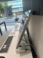 Màn hình Apple Studio Display 27 - Standard Glass- Tilt-Adjustable Stand MK0U3SA/A