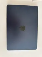 Máy tính xách tay Macbook Air M2 13 2022 8CPU 8GPU/8GB/256GB Xanh đen MLY33SA/A