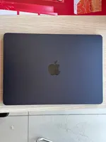 Máy tính xách tay Macbook Air M2 13 2022 8CPU 8GPU/8GB/256GB Xanh đen MLY33SA/A
