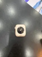 Đồng hồ thông minh Apple Watch SE 2 Demo 40mm GPS viền nhôm vàng 3K596PA/A