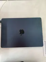 Máy tính xách tay Macbook Air M2 13 2022 8CPU 8GPU/8GB/256GB Xanh đen MLY33SA/A