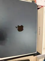 Máy tính xách tay Macbook Air M2 13 2022 8CPU 8GPU/8GB/256GB Xanh đen MLY33SA/A