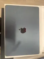 Máy tính xách tay Macbook Air M2 13 2022 8CPU 8GPU/8GB/256GB Xanh đen MLY33SA/A