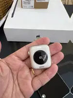 Đồng hồ thông minh Apple Watch SE 2 Demo 40mm GPS viền nhôm vàng 3K596PA/A