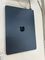 Máy tính xách tay Macbook Air M2 13 2022 8CPU 8GPU/8GB/256GB Xanh đen MLY33SA/A