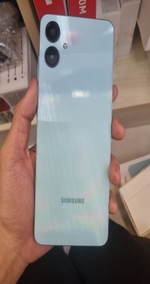 Điện thoại Samsung Galaxy A06 4GB 128GB Xanh lá SM-A065