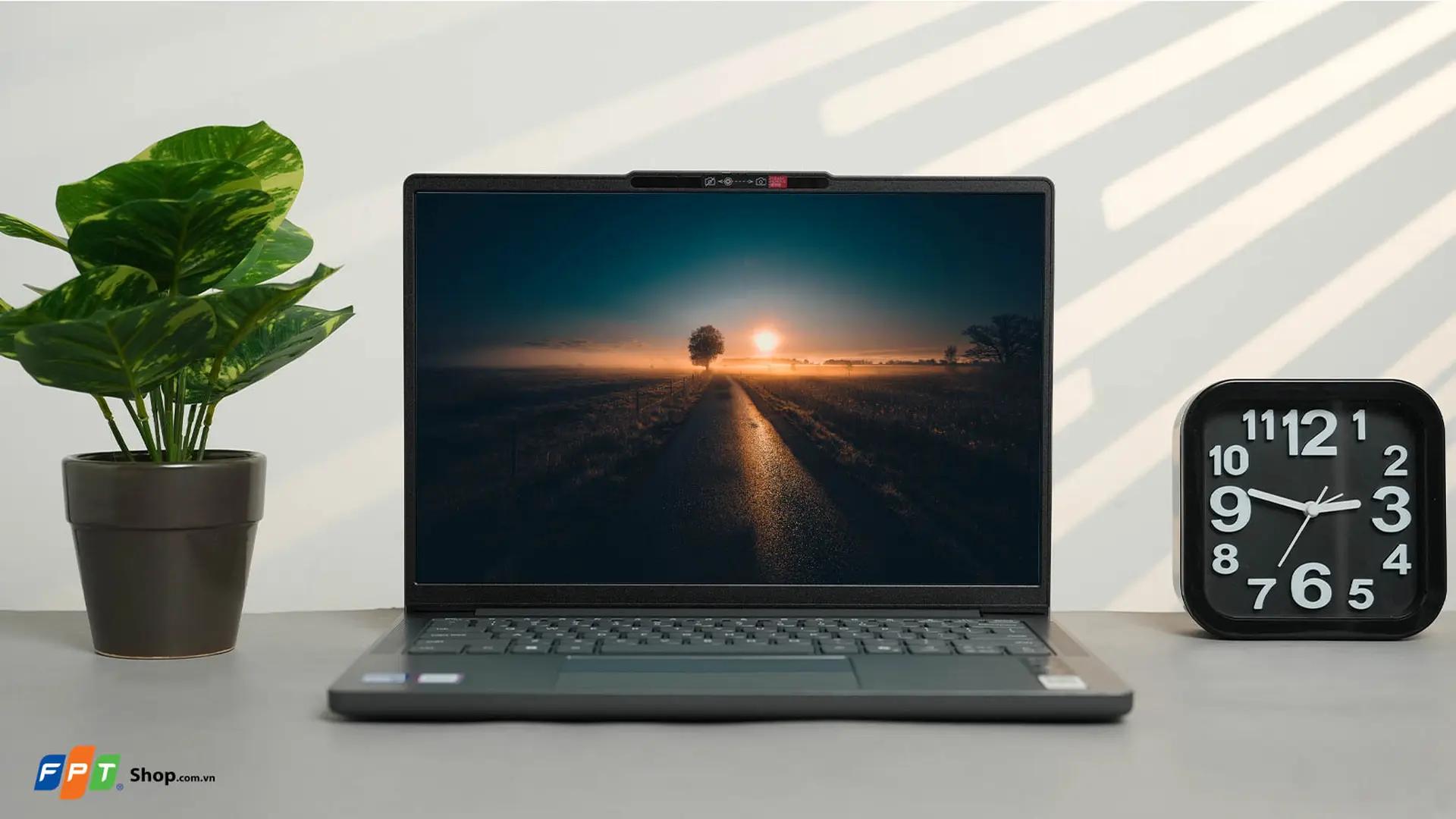 https://fptshop.com.vn/
