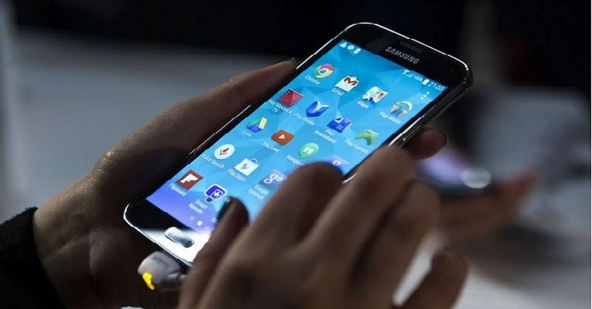 Samsung dự định thay CEO do doanh số bán S5 bị giảm