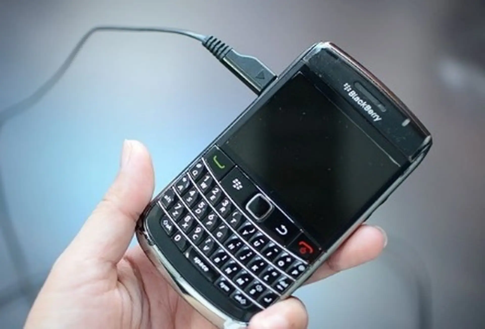 Hướng dẫn tăng thời lượng sử dụng pin điện thoại Blackberry