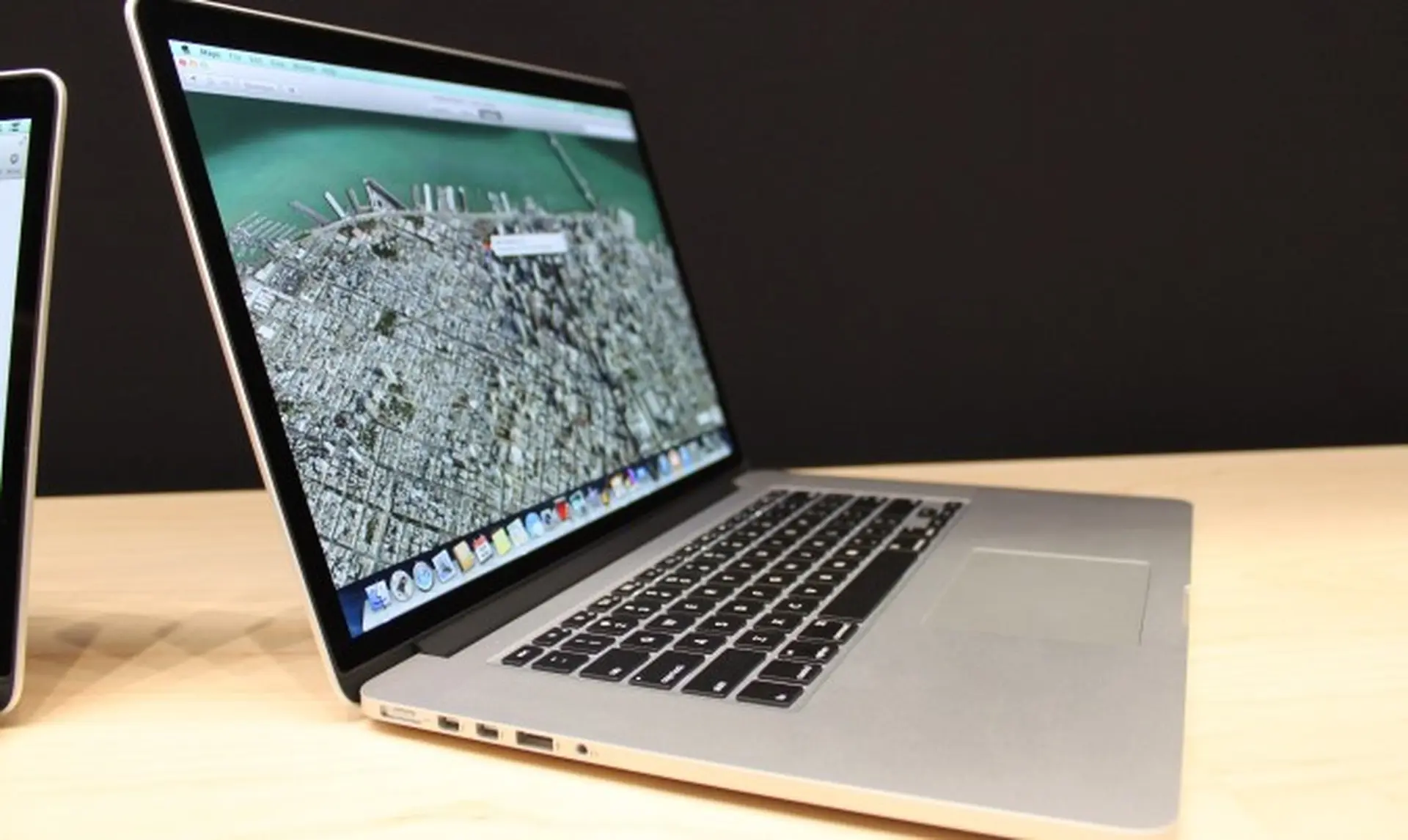 2014年式)アップルApple MacBook Pro Retina A1502/Corei5/macOS