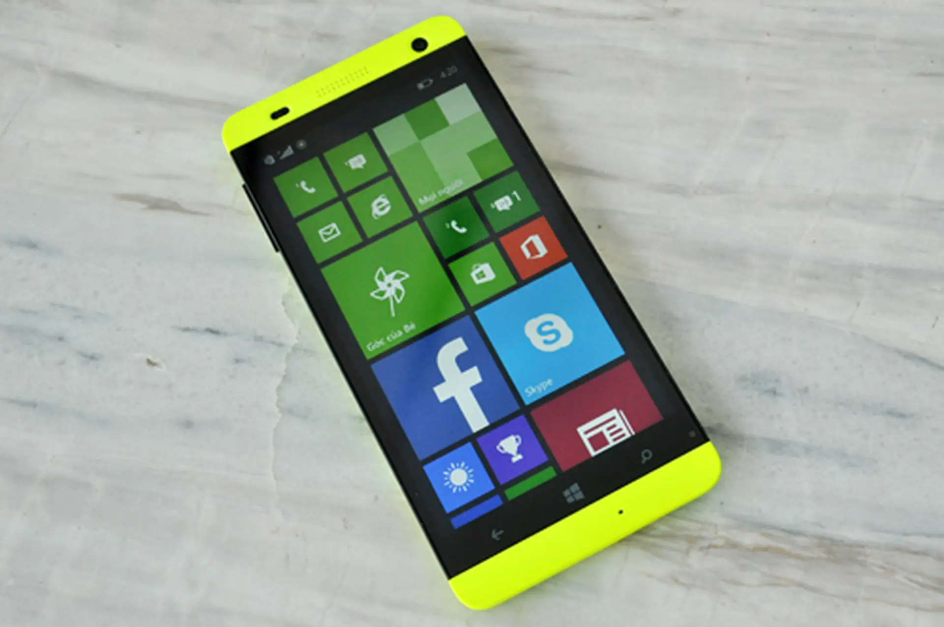 FPT Win điện thoại Windows Phone đầu tiên của FPT