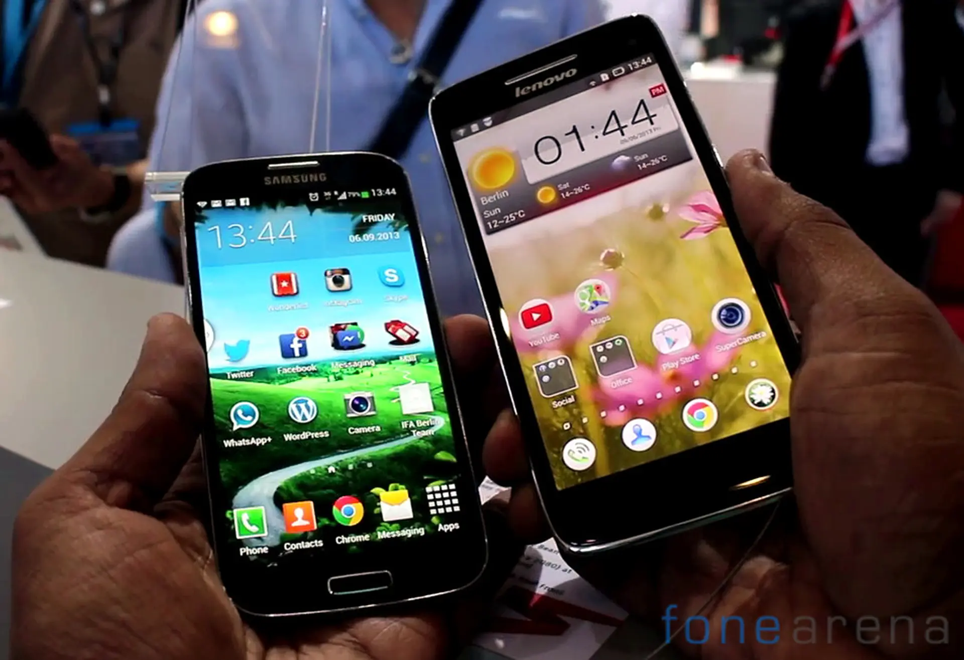 Lenovo S960 vs Galaxy S4: cuộc chiến giữa những người khổng lồ