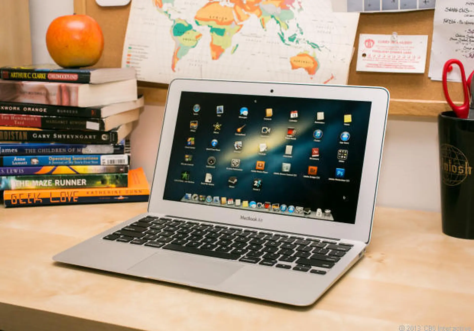 Macbook Air 13 inch - 2013: Pin lâu hơn nhưng không mạnh hơn