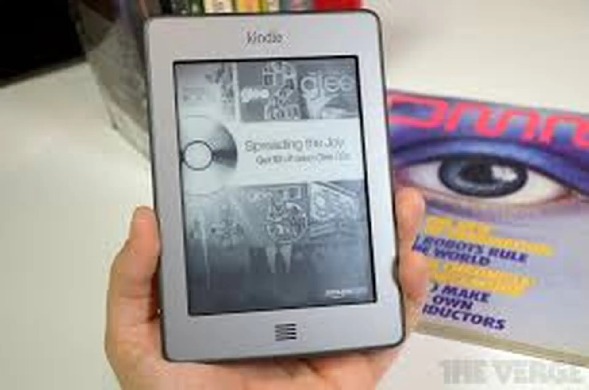 Amazon Kindle Touch có gì nổi bật? Đánh giá chi tiết trước khi mua