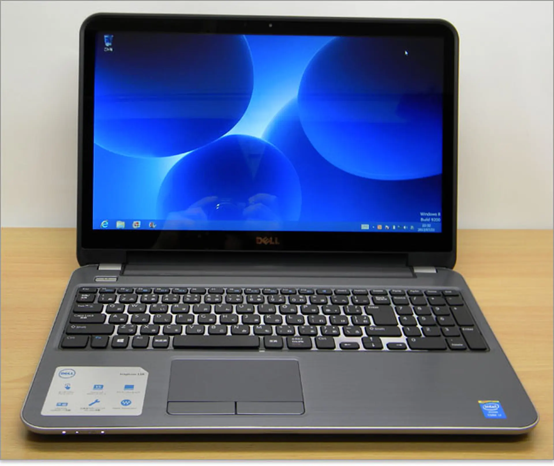 Đánh giá Inspiron 15R 5537: Màn hình sắc nét, hiệu năng mạnh mẽ, pin trâu