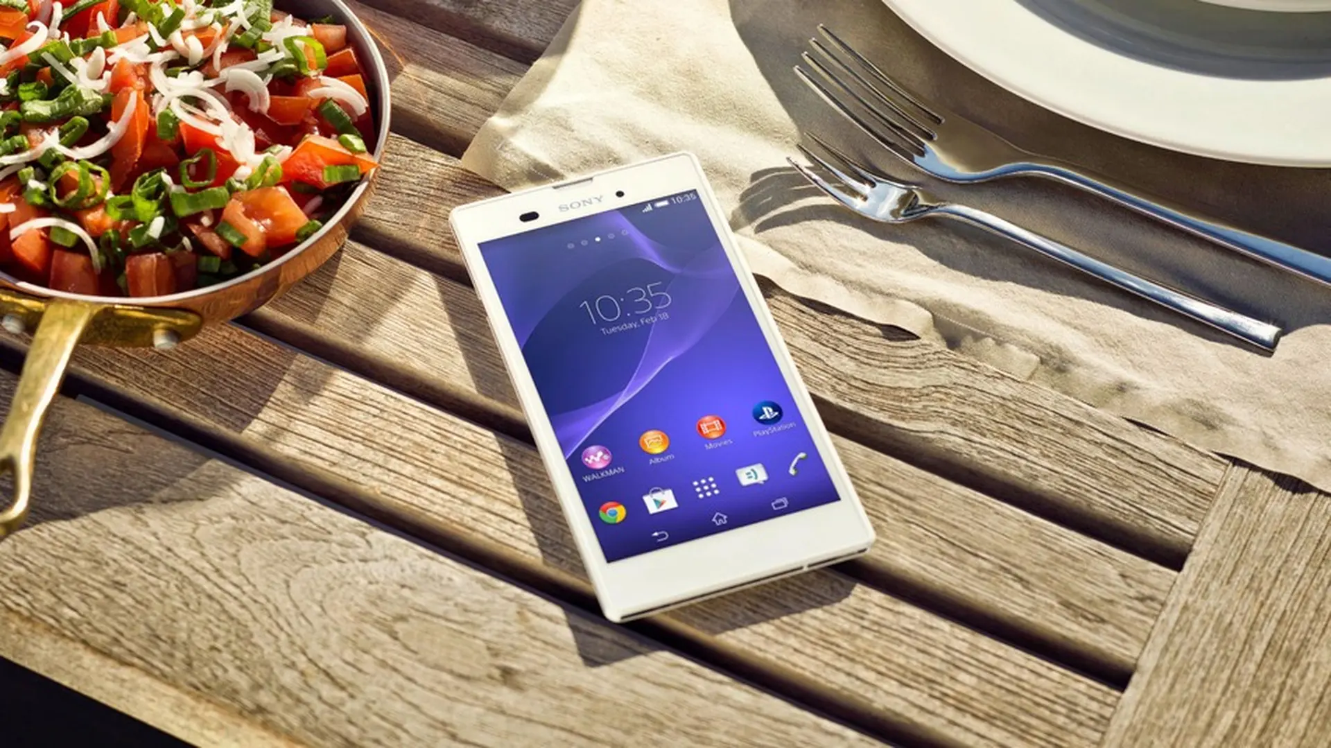 Sony giới thiệu điện thoại tầm trung Xperia T3, siêu lớn và siêu mỏng
