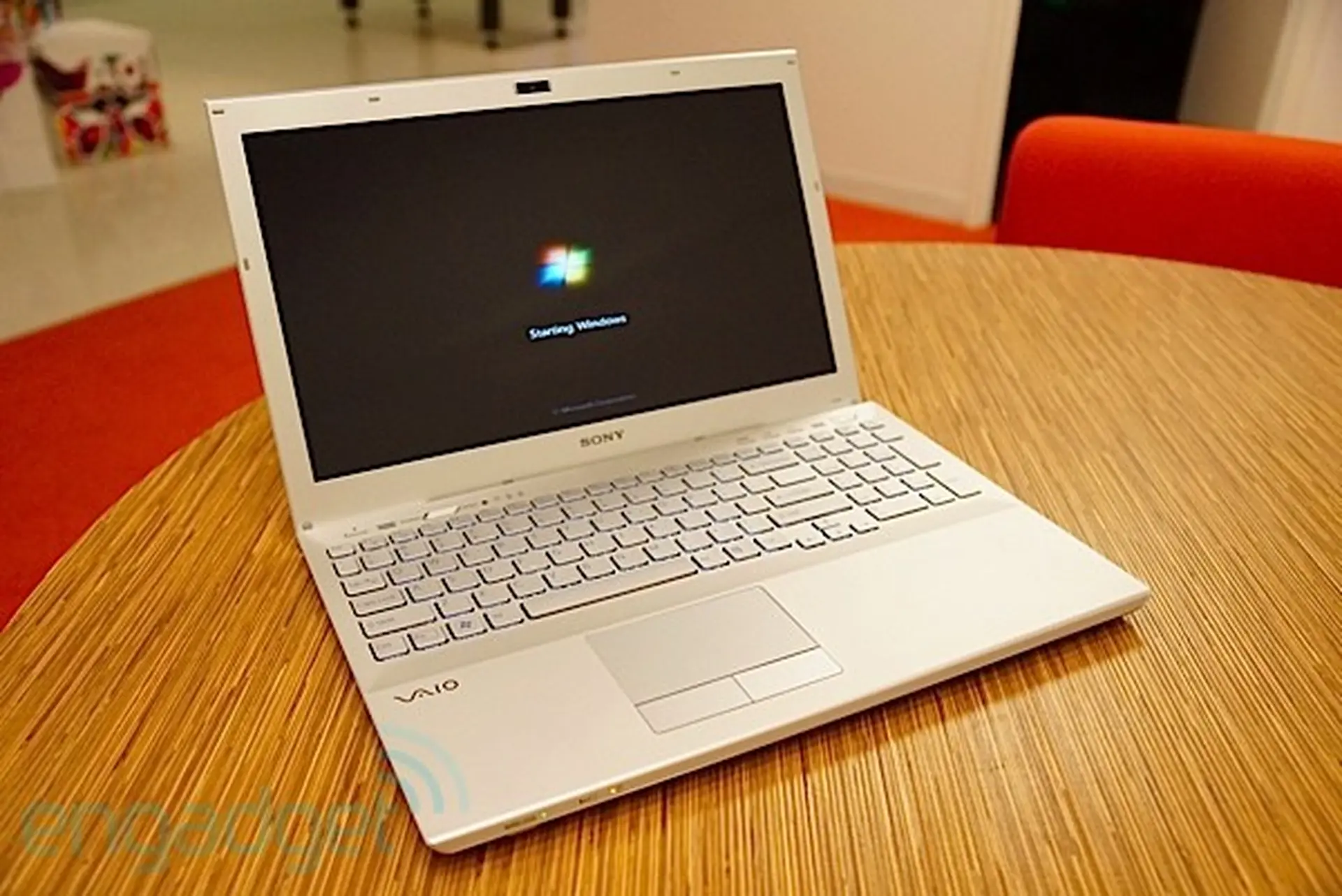 Đánh giá Sony VAIO SE