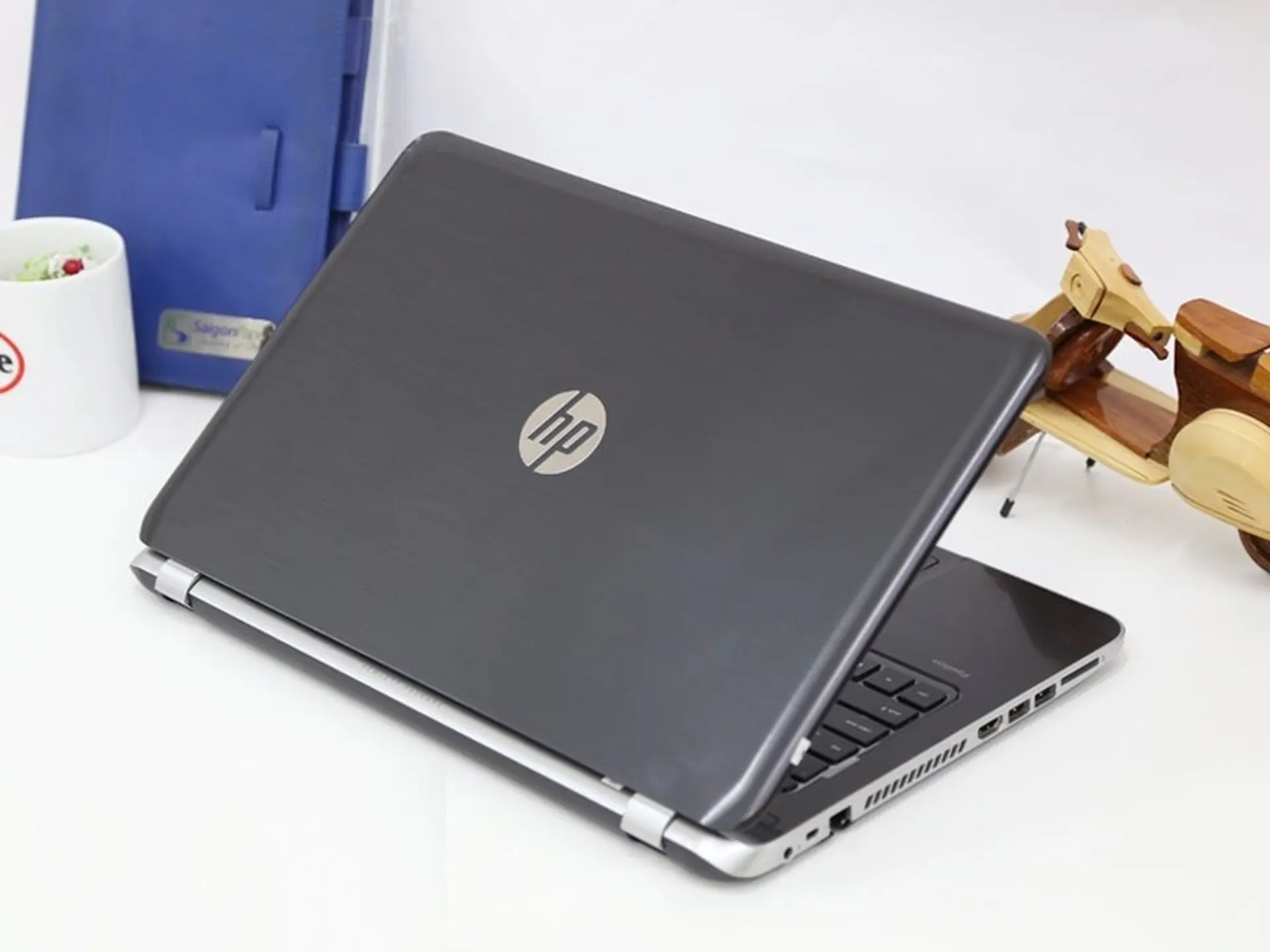 Trên tay chi tiết sản phẩm Dell V5470-VT14MLK15012001P