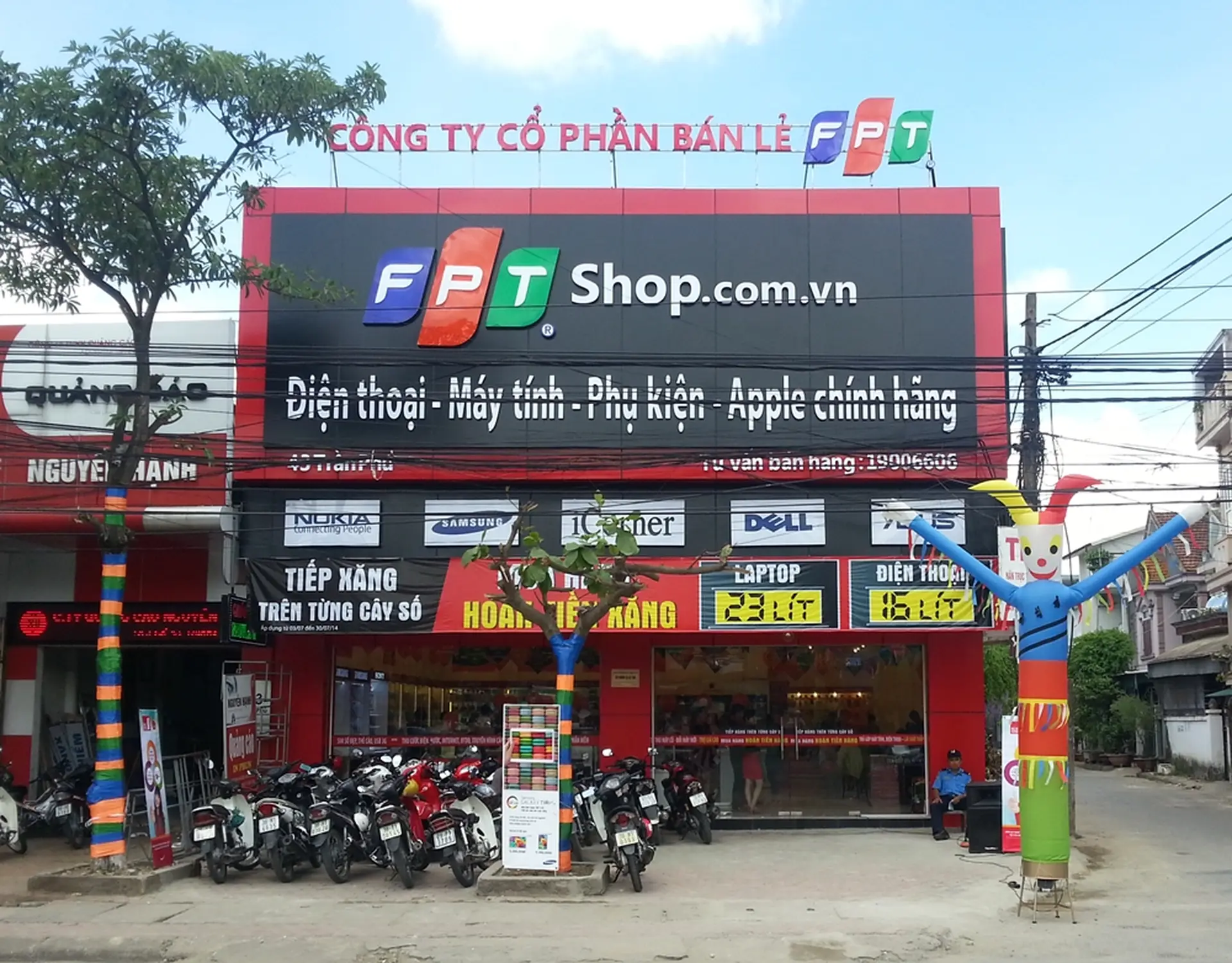 FPT Shop khai trương cửa hàng thứ 130 trên toàn quốc