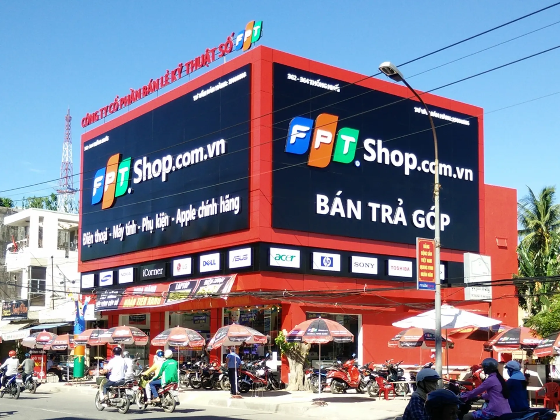 FPT Shop khai trương cửa hàng thứ 131 trên toàn quốc