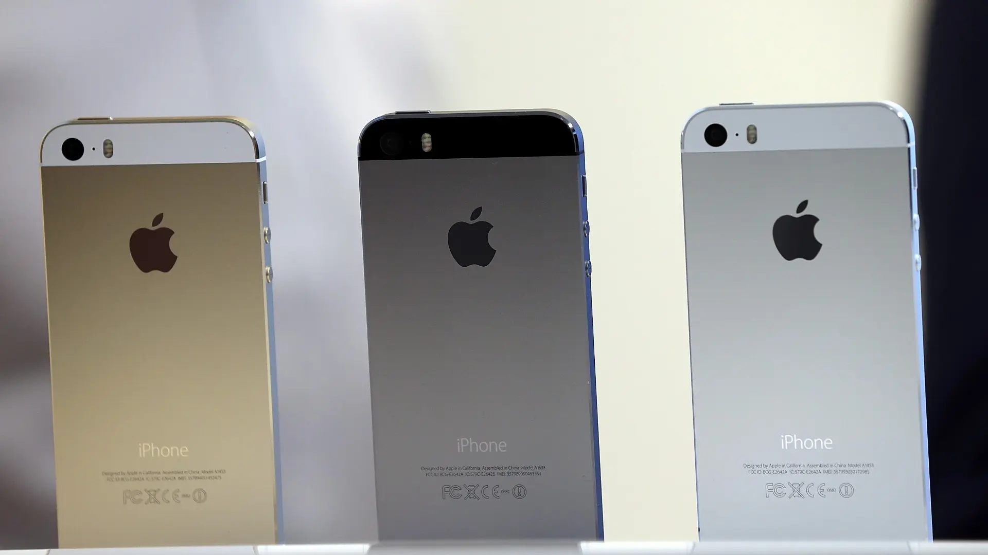 Tại sao iPhone 5S không bị mất giá?