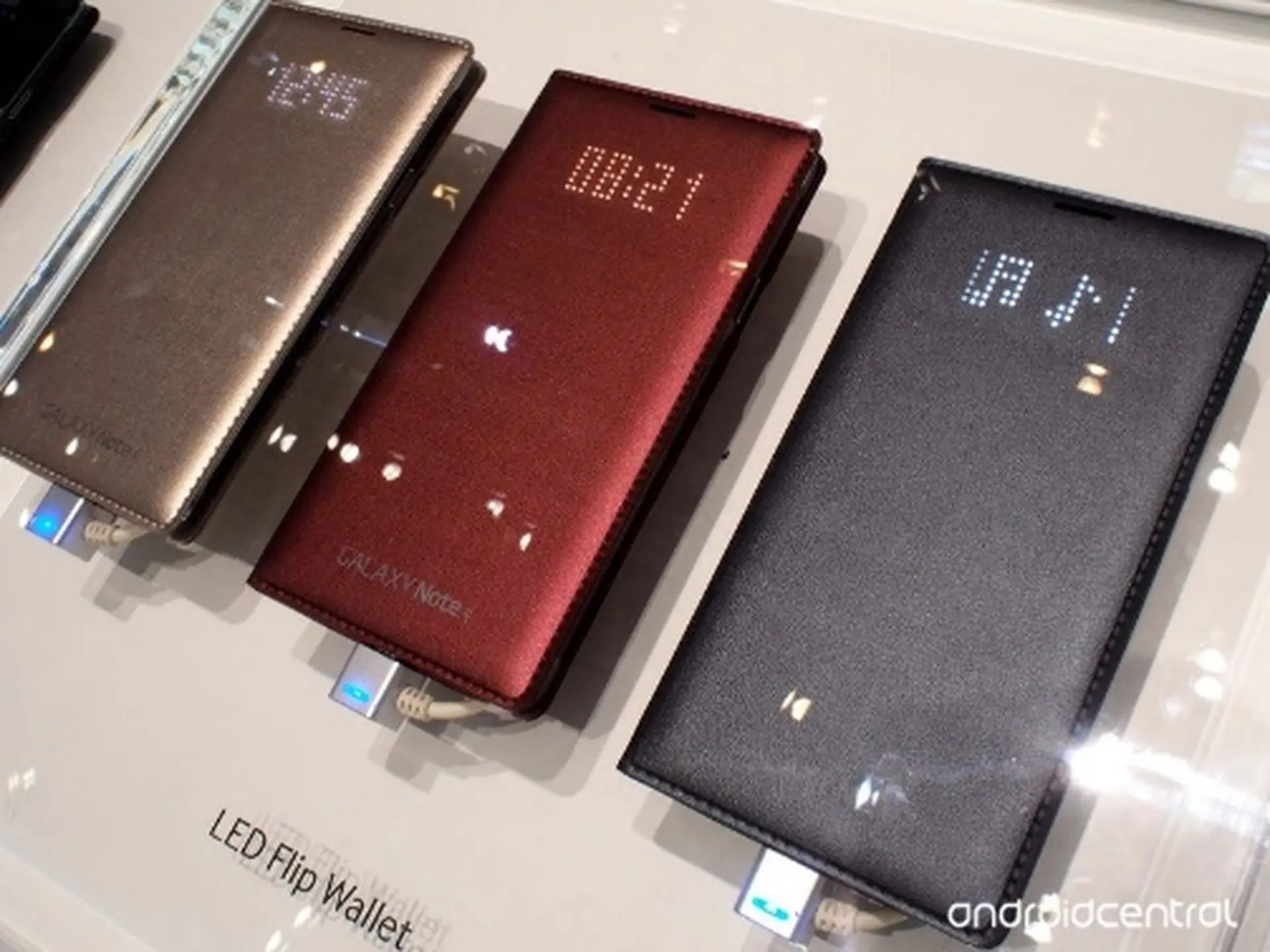 Hứng thú với Flip Cover mới dành cho Samsung Galaxy Note 4
