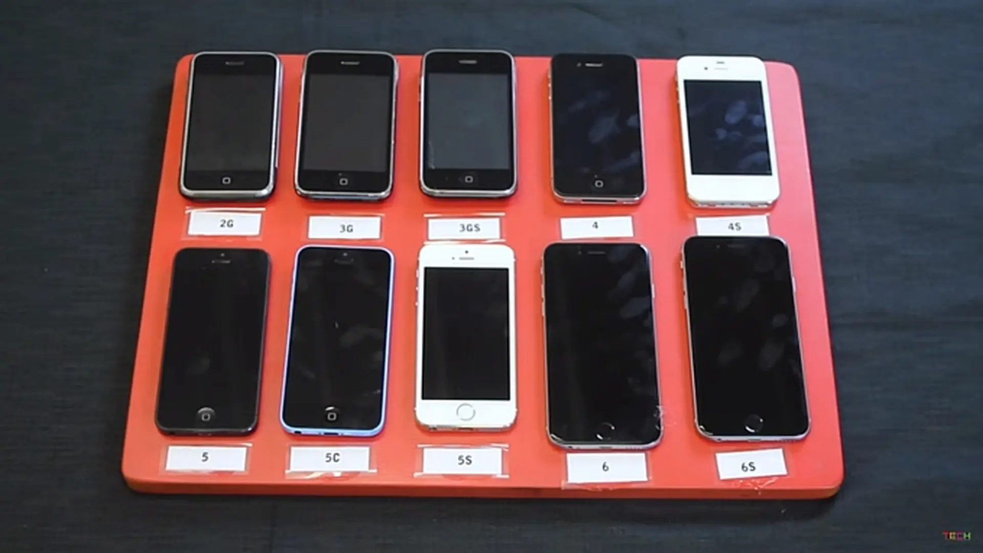 Video: Thử nghiệm ngâm nước tất cả model iPhone 