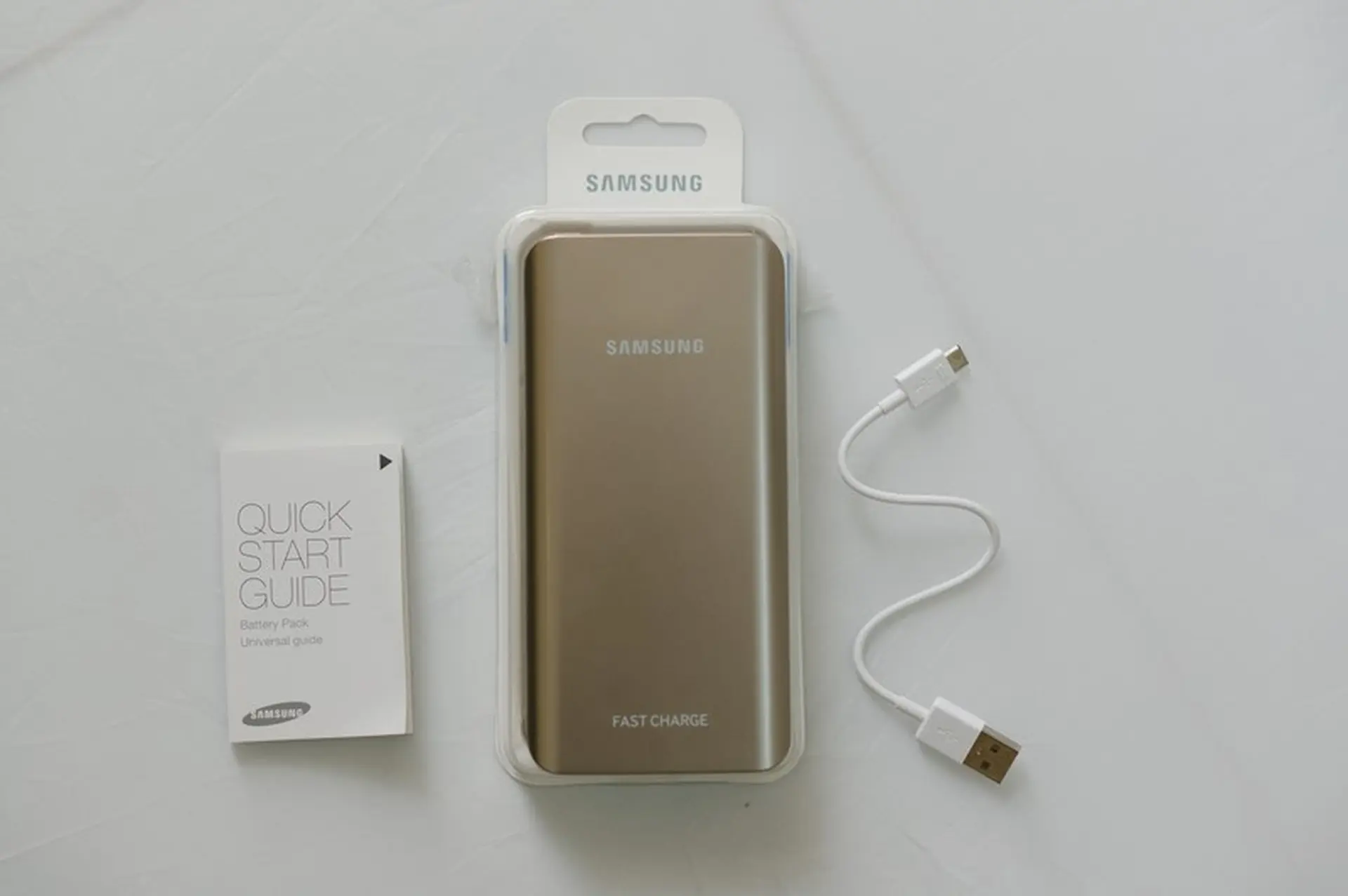 Trên tay pin dự phòng sạc nhanh Samsung