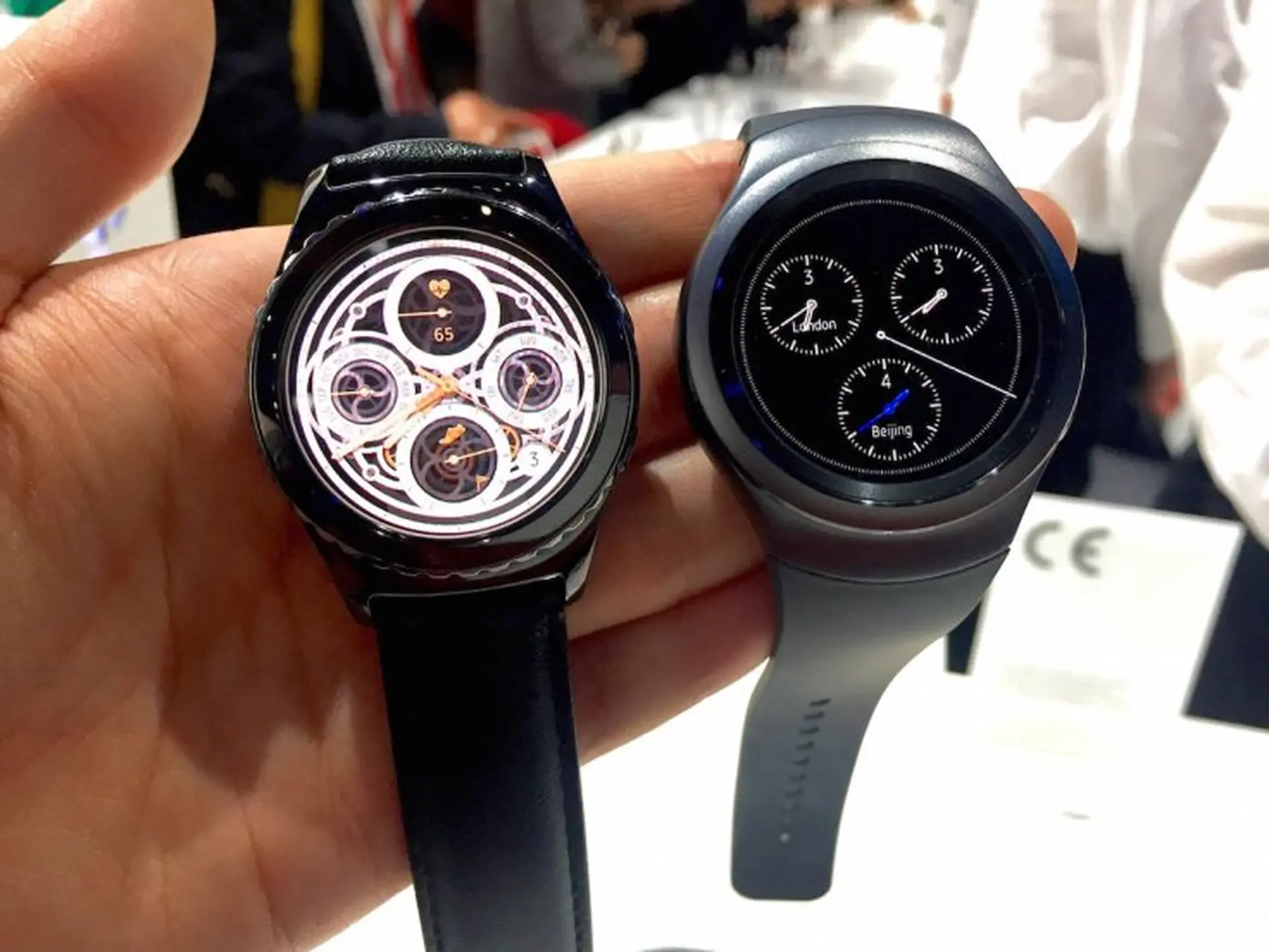 Tin đồn về Gear S2 Classic sẽ có màu bạch kim và màu hường