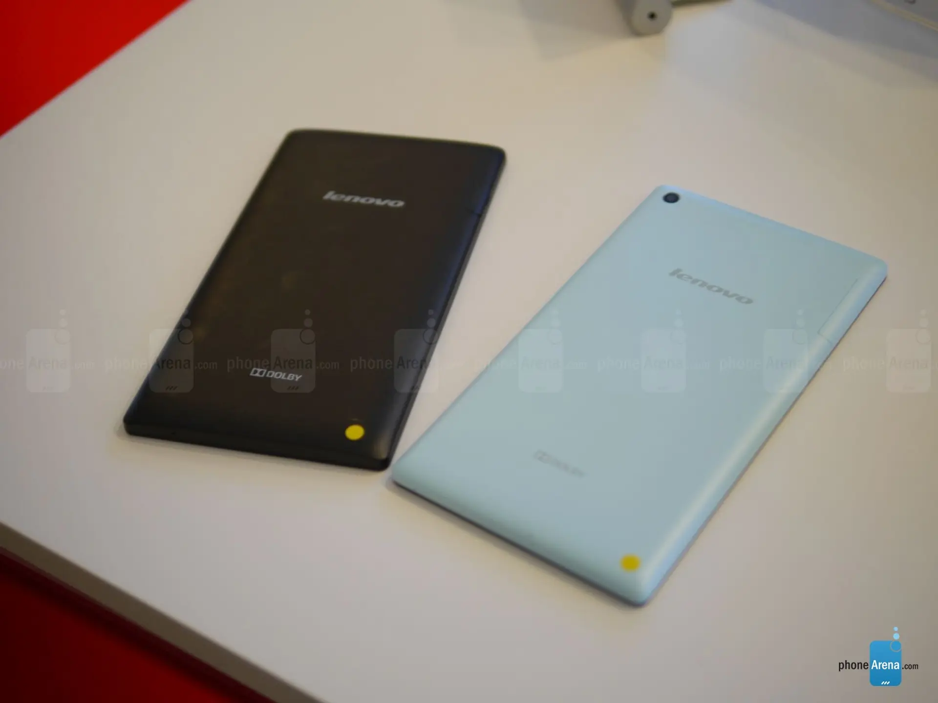 Lenovo Tab 2 A7-10 và A7-30 bộ đôi máy tính bảng phổ thông (Phần 2)
