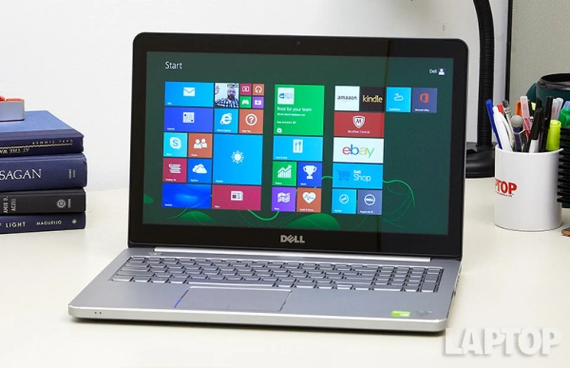 Tìm hiểu về laptop Dell Inspiron 15-7537 với khả năng hoạt động ổn định