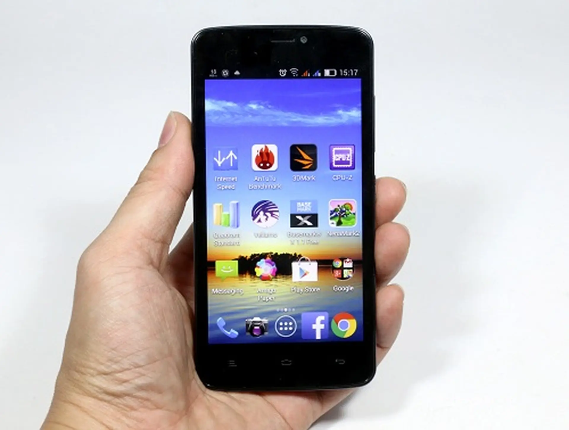 Gionee Ctrl V4S điện thoại mỏng, sang trọng và lịch lãm