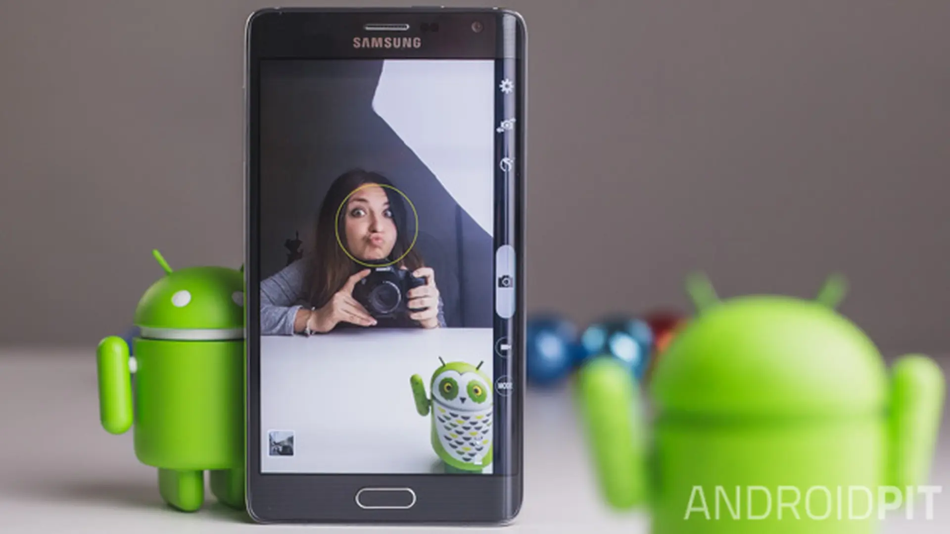 Lý do nên sở hữu một chiếc điện thoại Android trong năm 2015