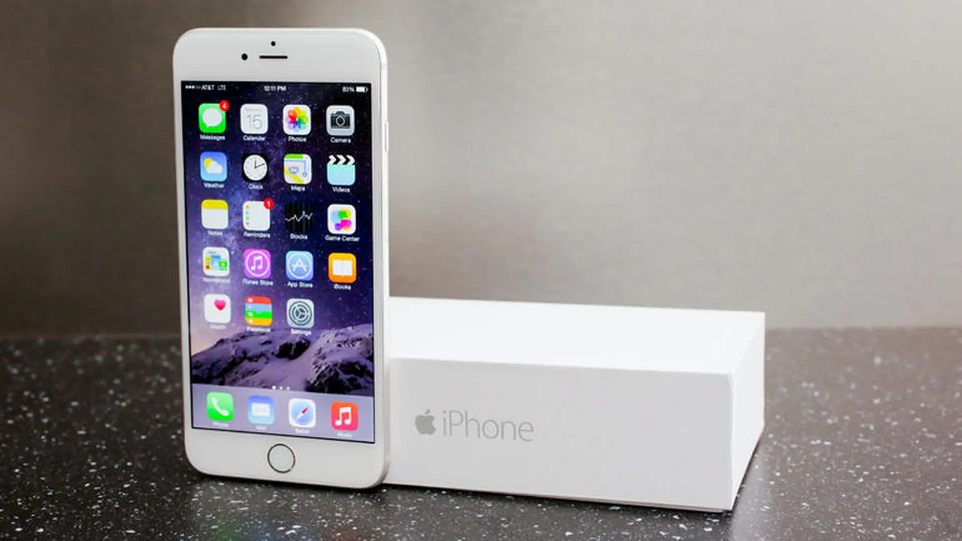 Tại sao bạn không nên mua iPhone 6 Plus lúc này?