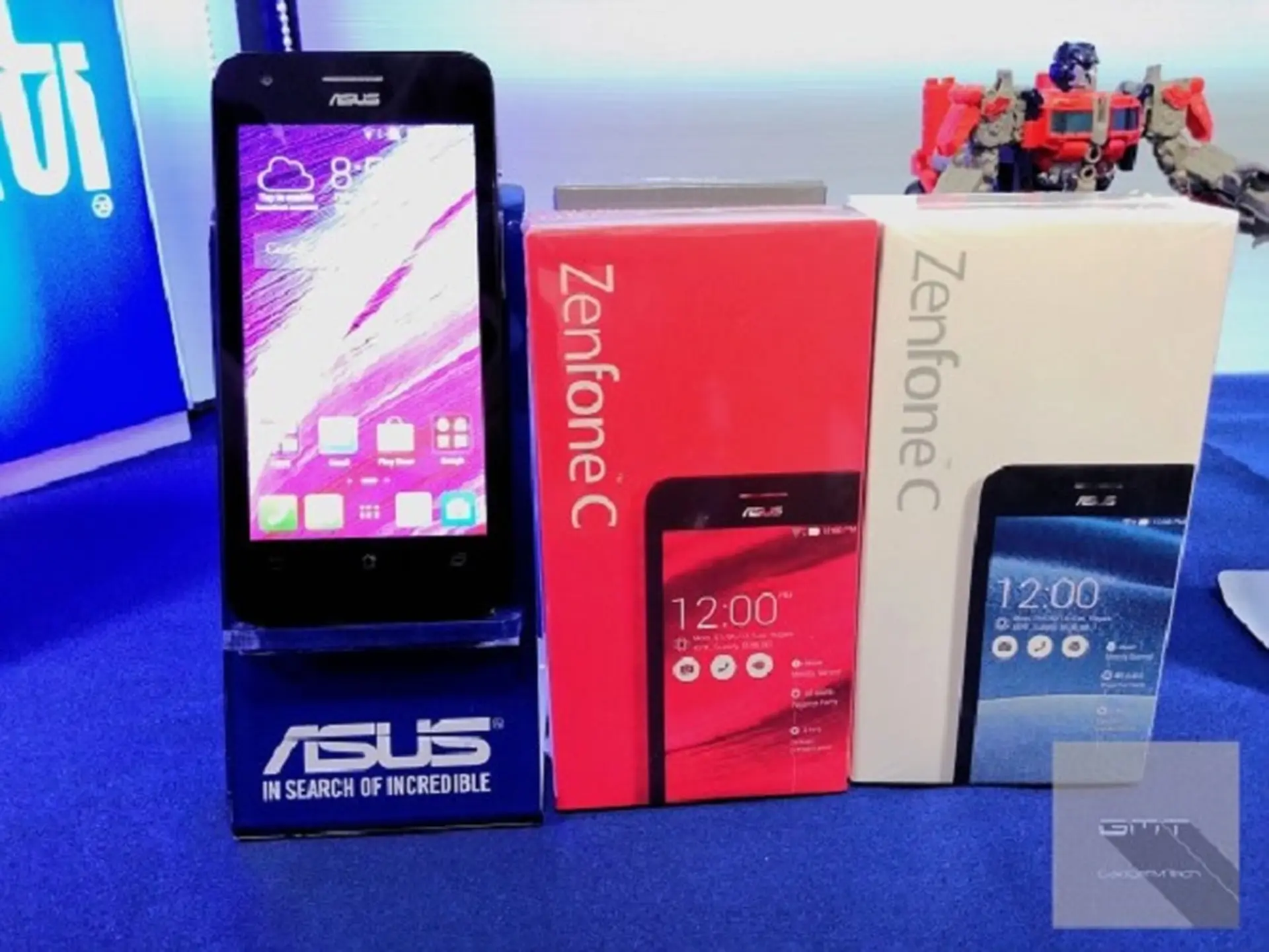 Asus tung Zenfone C với nhiều nâng cấp độc đáo