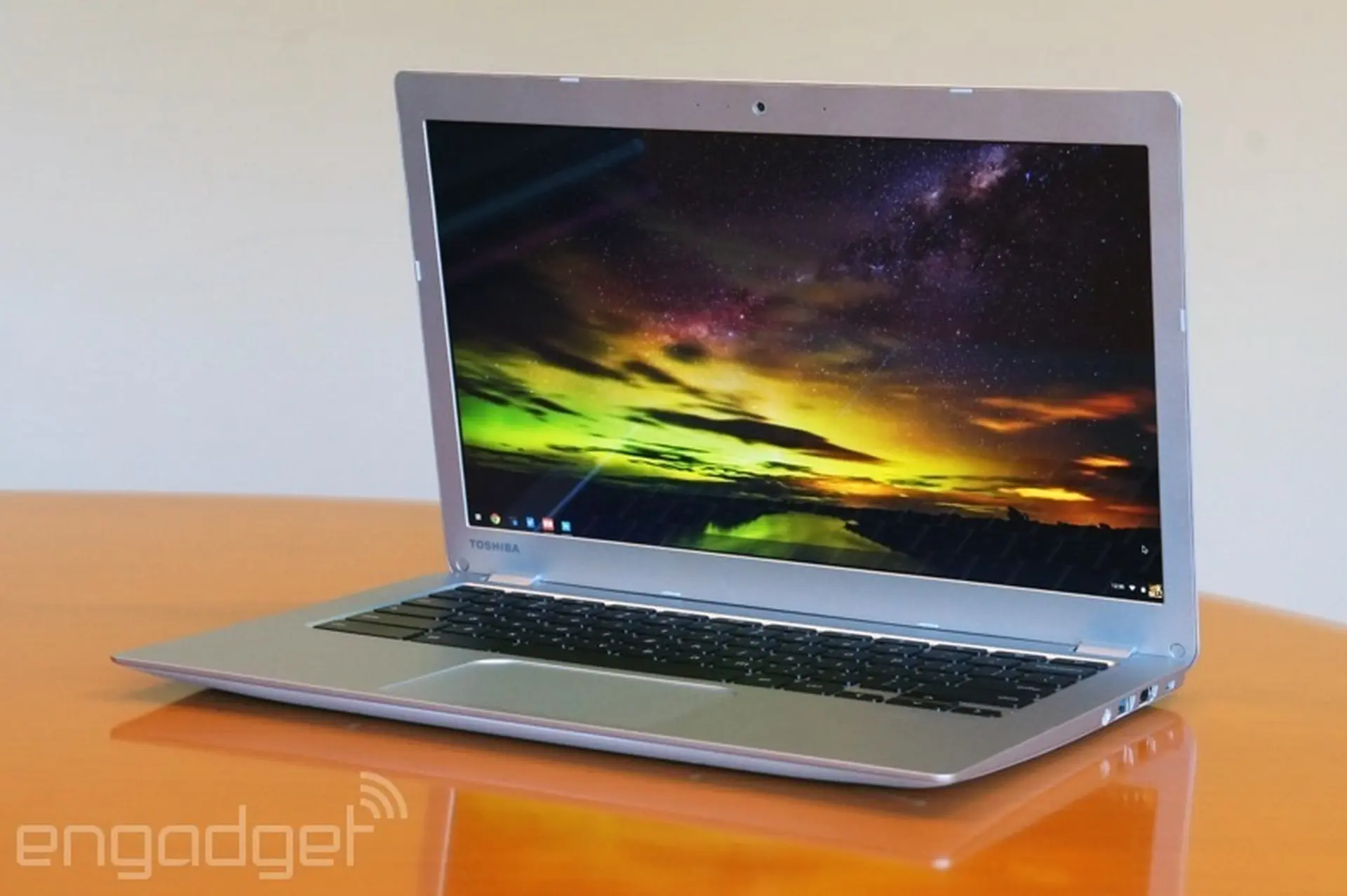 Laptop mới ra mắt của Toshiba có gì đặc biệt?