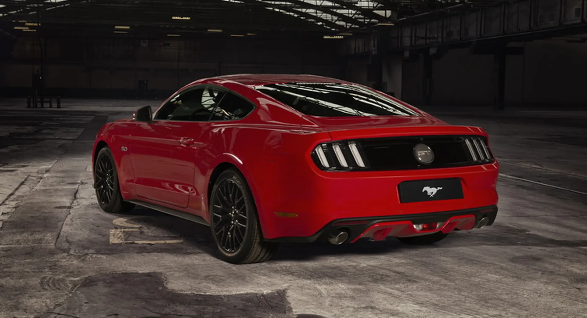 Nửa triệu người châu Âu đặt mua Mustang 2015 trong tháng đầu tiên