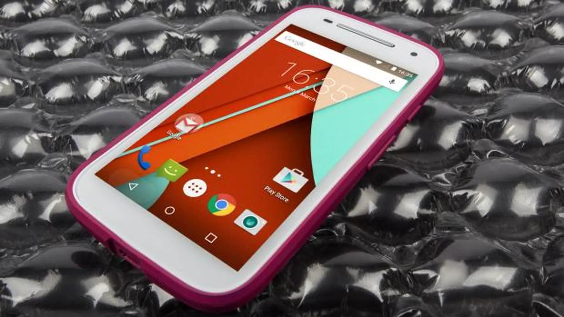 Đánh giá chi tiết Moto E 2015 4G LTE: Camera, hiệu năng và thời lượng pin.