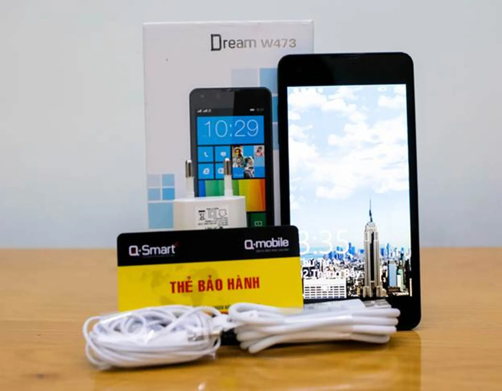 Đánh giá nhanh Q-Smart Dream W473 cấu hình cao giá rẻ