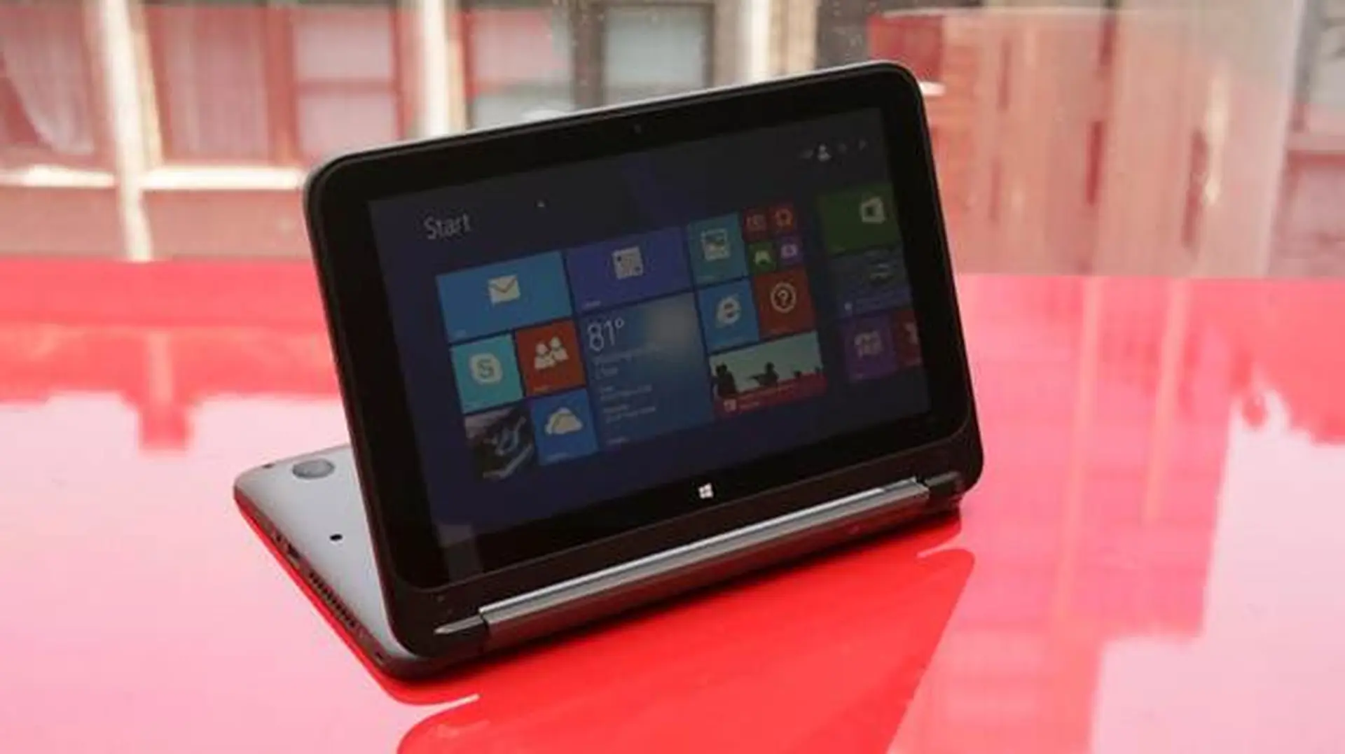 Pavilion 11 x 360 PC dòng laptop di động nhỏ gọn