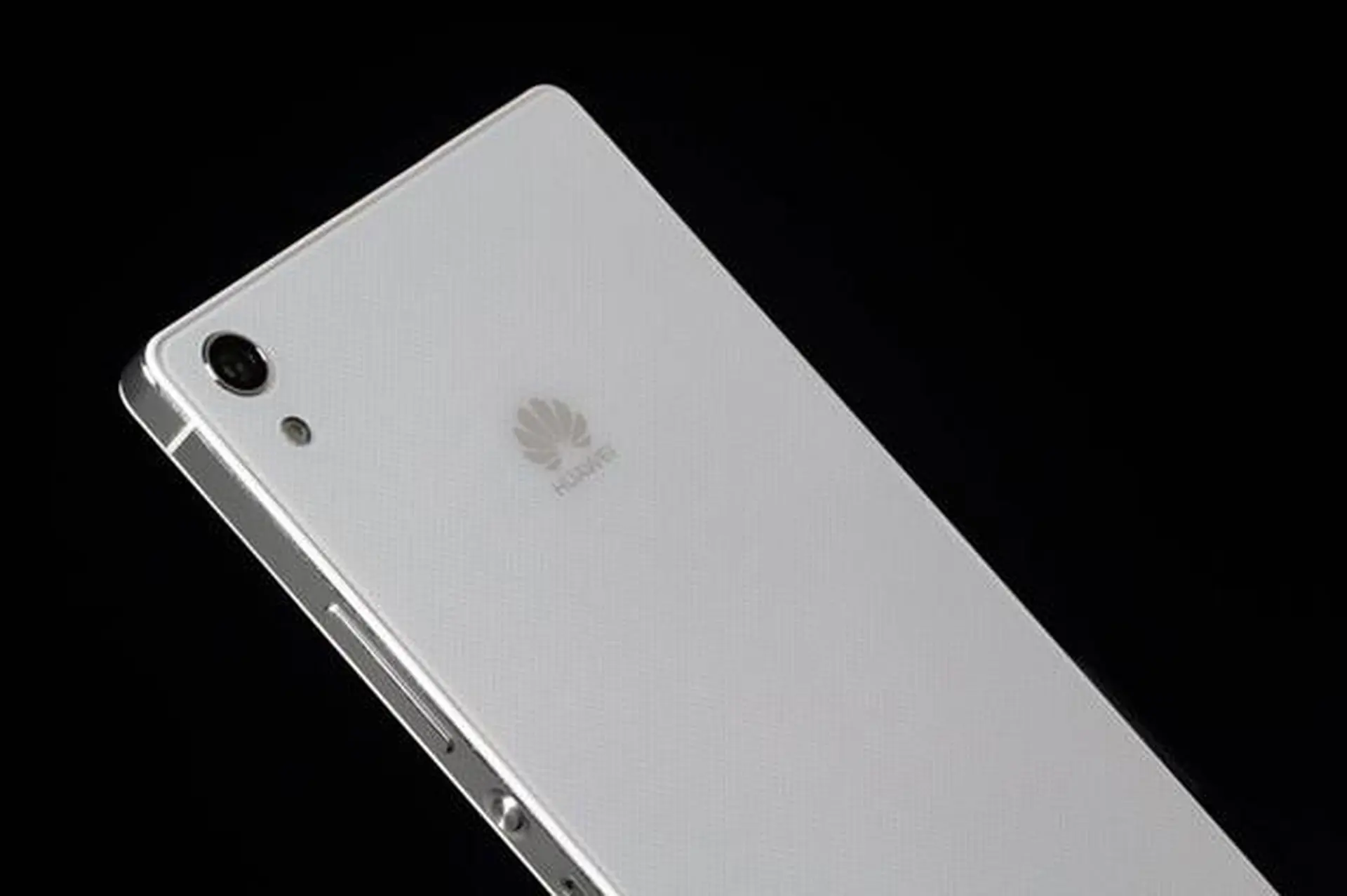 Huawei ấn định ngày ra mắt siêu phẩm Ascend P8
