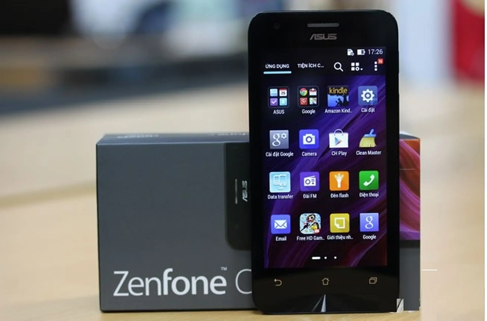 Asus Zenfone C smartphone “nối tiếp thành công”